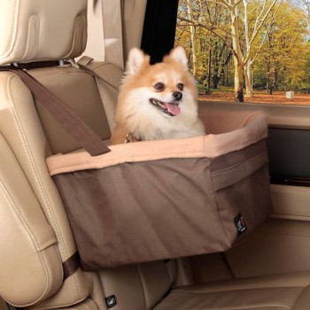 Авто сиденье для перевозки собак весом до 5,5 кг. в автомобиле, Solvit 2330 - Димон-Камон, одежда для собак